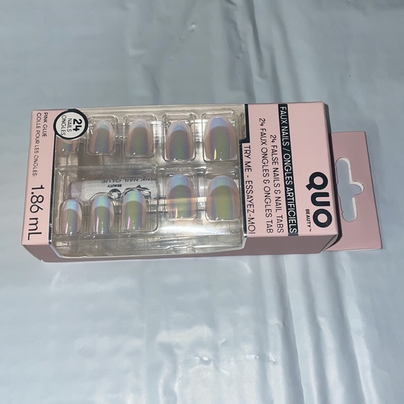 QUO Beauty Faux Nails 24 False Nails & Nail Tabs with Pink Glue Included NWT $15 - Picture 3 of 9